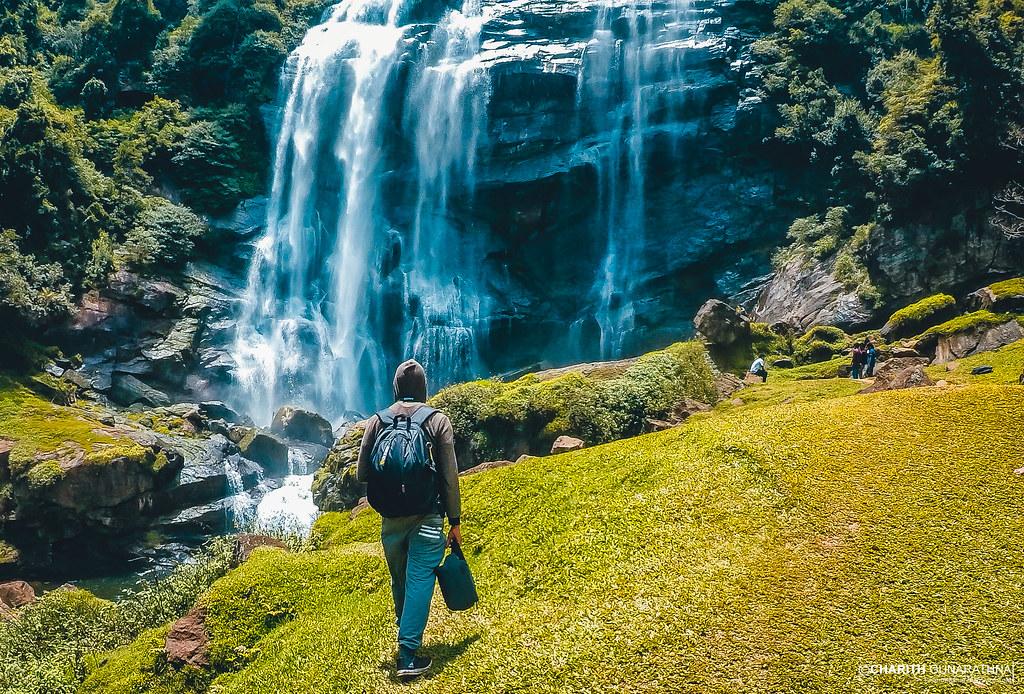 Bomuru Ella Waterfall